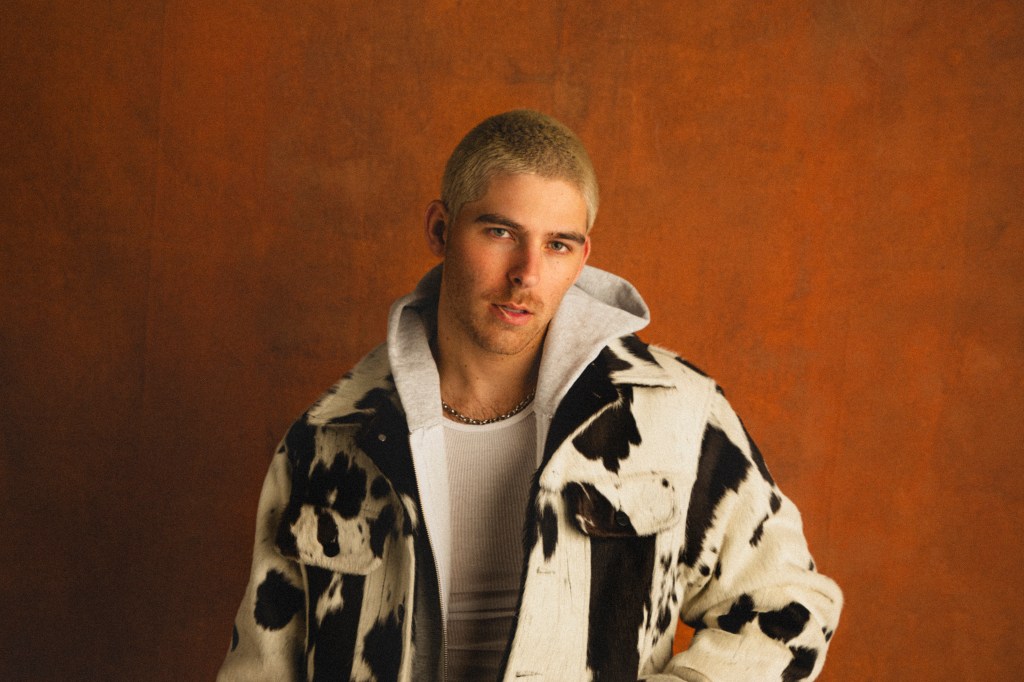 GUNNAR Finds His Footing in the Chaos with New Album Sun&nbsp;Faded