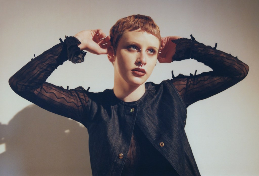 Daffo Wants to Meet Where the Earth&nbsp;Bends